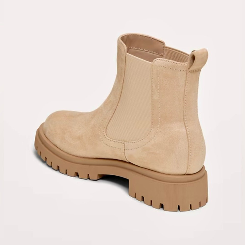 Old Navy Taupe Faux Suede‎ Chelsea Boot Chunky Heel Women’s Size 8.5, NWT - Picture 2 of 12